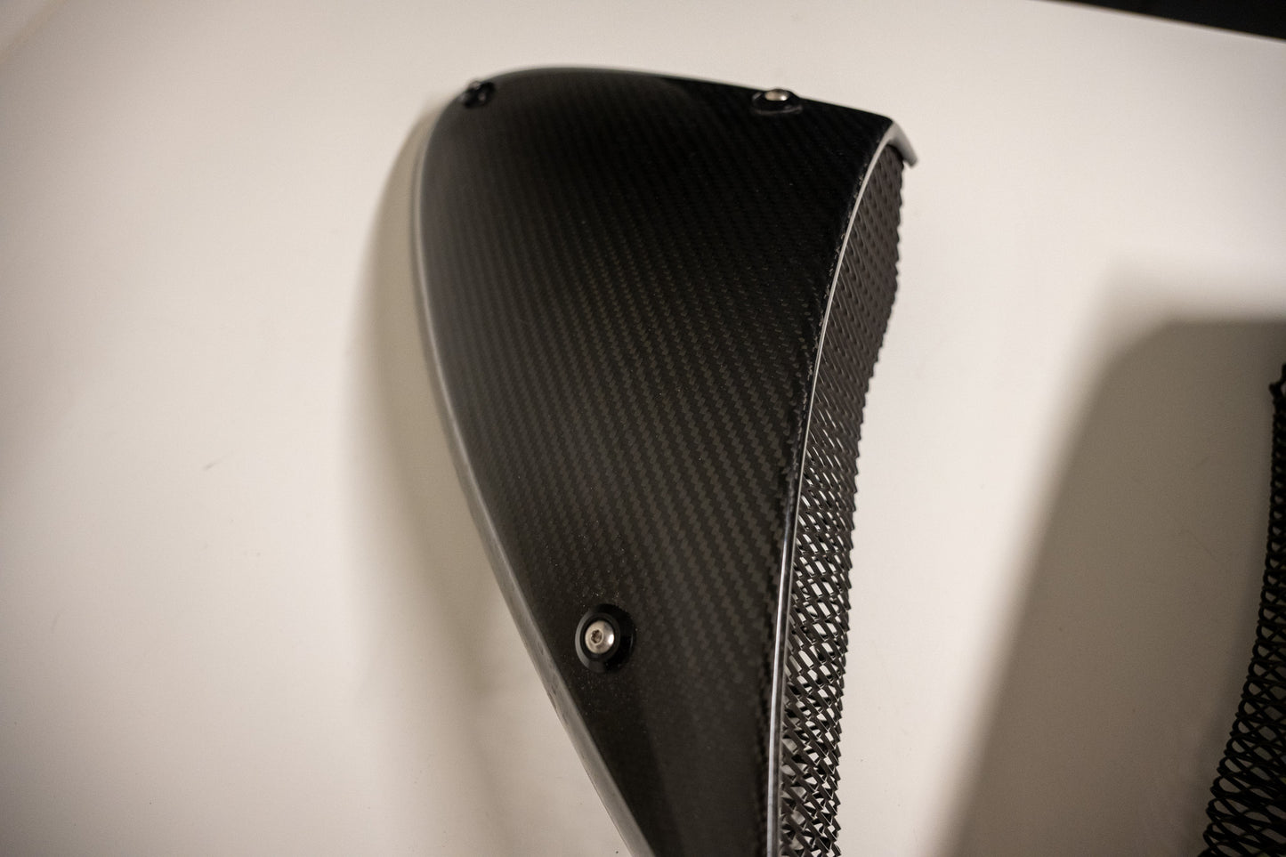 Reverie carbon fiber wide side scoops
